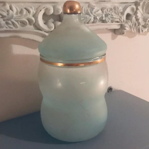 EUC Vintage Ombre Beautiful Light Baby Blue Gold Glass Candy Dish Lid 7-8” Vase - Picture 2 of 7